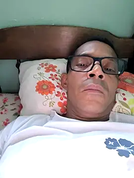 Renato571 online show from 04-24-26, 08:33