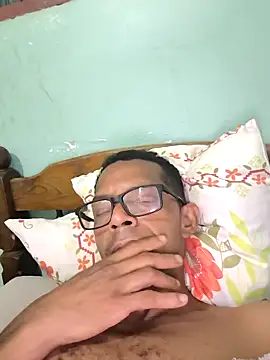 Renato571 online show from 04-26-26, 11:46