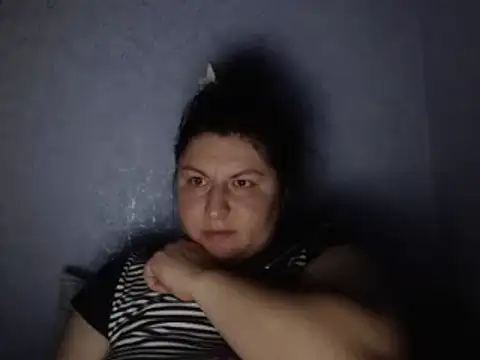 KiraSwee online show from 09-21-25, 06:20