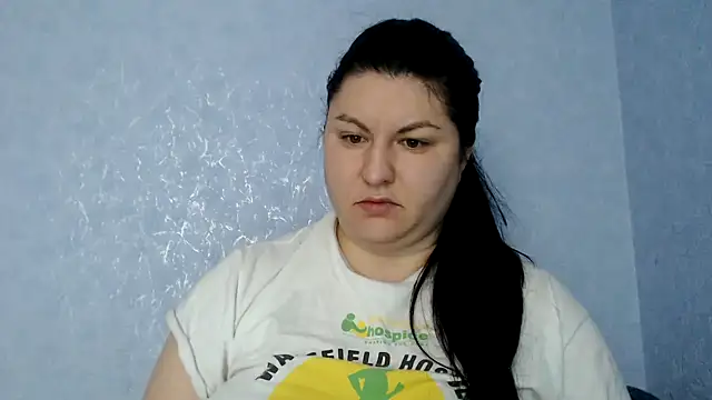 KiraSwee online show from 11-27-25, 06:59