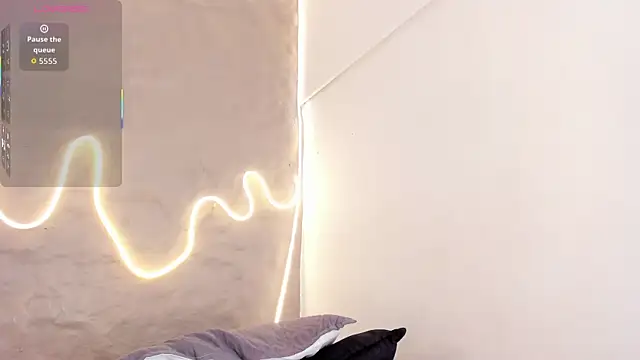 Demy Ruiz online show from 10-01-25, 03:34