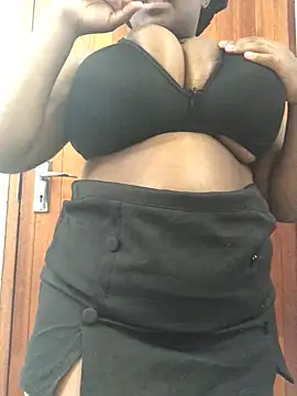 servingBigTitis online show from 02-06-25, 07:13