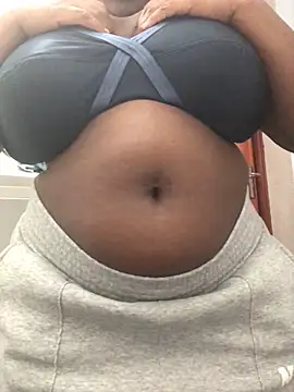 servingBigTitis online show from 02-20-25, 04:25