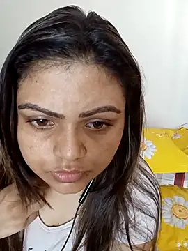 Snapshot of blue-berry07 chatting on 10-27-25, 05:00 blue-berry07 online show from 10-27-25, 05:00