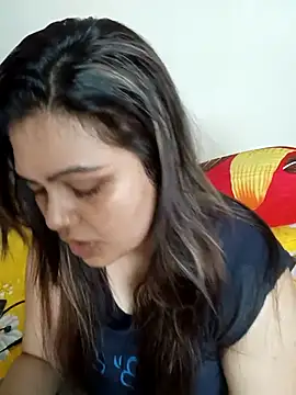 Snapshot of blue-berry07 chatting on 11-04-25, 07:29 blue-berry07 online show from 11-04-25, 07:29