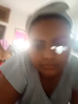 Snapshot of blue-berry07 chatting on 11-24-25, 10:26 blue-berry07 online show from 11-24-25, 10:26