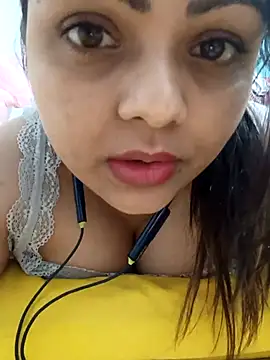 Snapshot of blue-berry07 chatting on 11-25-25, 11:49 blue-berry07 online show from 11-25-25, 11:49