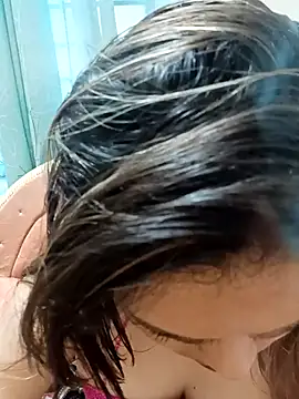 Snapshot of blue-berry07 chatting on 12-15-25, 10:19 blue-berry07 online show from 12-15-25, 10:19