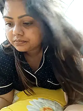 blue-berry07 online show from 04-21-26, 01:39