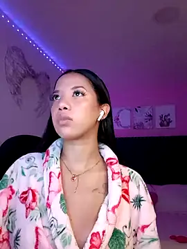 SallyWhitee online show from 02-05-26, 05:01