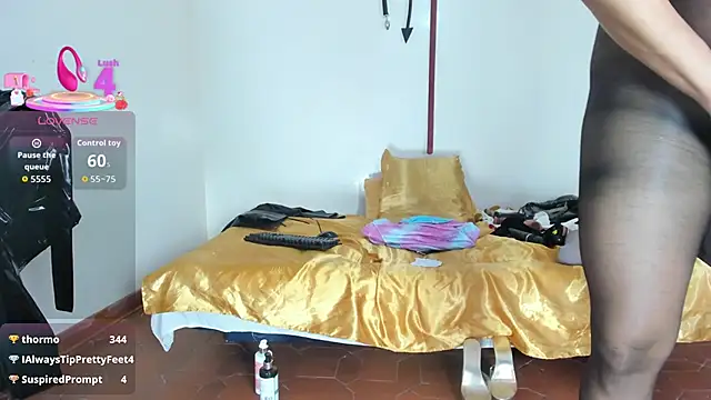 aurora cullen  online show from 02-01-26, 01:31