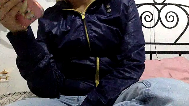 sharonlopez9611 online show from 04-07-26, 02:45