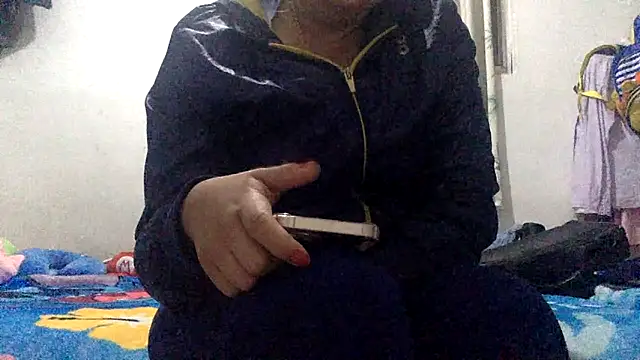 sharonlopez9611 online show from 06-09-26, 03:29