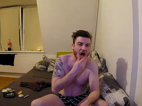 Foxtrott 242 online show from 03-26-26, 02:06