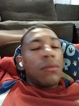 Mineirinho043 online show from 02-18-25, 12:28