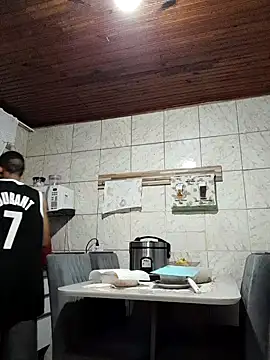 Mineirinho043 online show from 03-06-25, 11:53