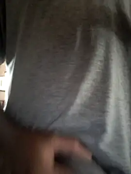 Mineirinho043 online show from 12-15-25, 10:19