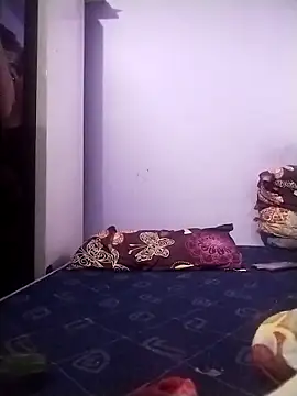 Snapshot of neha007-K chatting on 10-27-25, 05:50 neha007-K online show from 10-27-25, 05:50