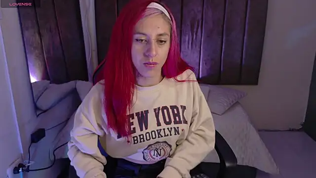 Snapshot of Alektra_bryce chatting on 11-09-25, 07:34 Alektra bryce online show from 11-09-25, 07:34