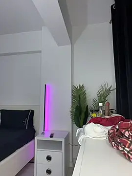 Celine Roxelle online show from 02-15-26, 07:10