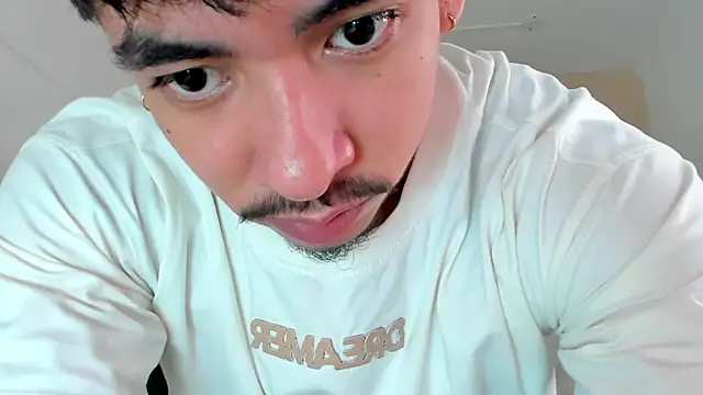 ISAAC CRYSTON online show from 01-08-26, 08:11