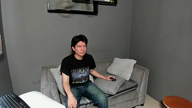 Snapshot of Golden-Boyy chatting on 03-02-25, 12:22 Golden-Boyy online show from 03-02-25, 12:22