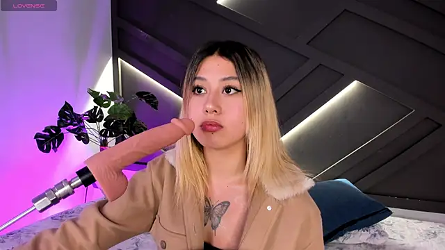 cloe palmer online show from 02-21-25, 08:49