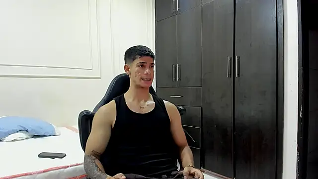 ANDRES STUD online show from 04-28-26, 03:22