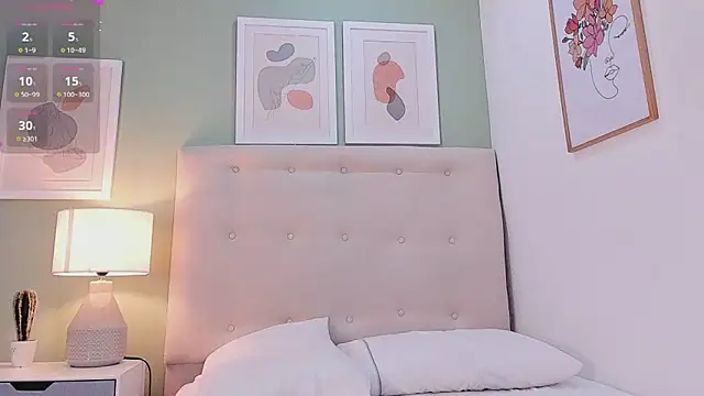 FelicityAdams online show from 10-09-25, 01:20