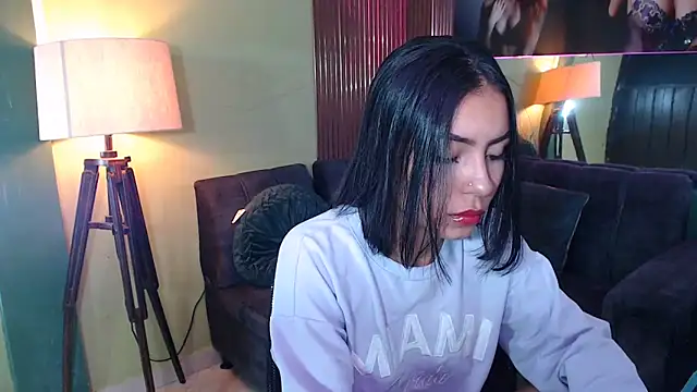 julieta fn online show from 12-04-25, 02:48