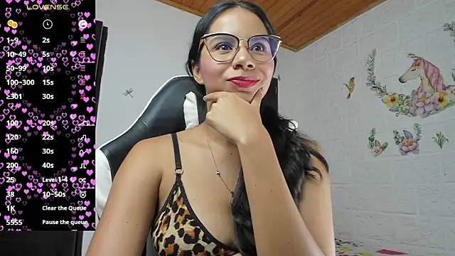 alisson hoffman05 online show from 05-15-26, 11:23
