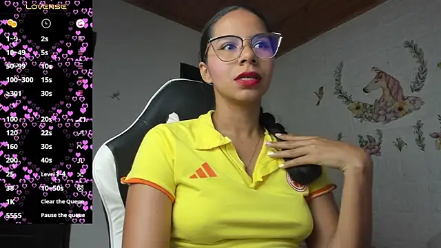 alisson hoffman05 online show from 06-23-26, 07:34