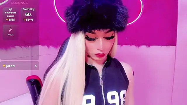 Snapshot of Irina_milkmaid chatting on 03-04-25, 11:00 Irina milkmaid online show from 03-04-25, 11:00