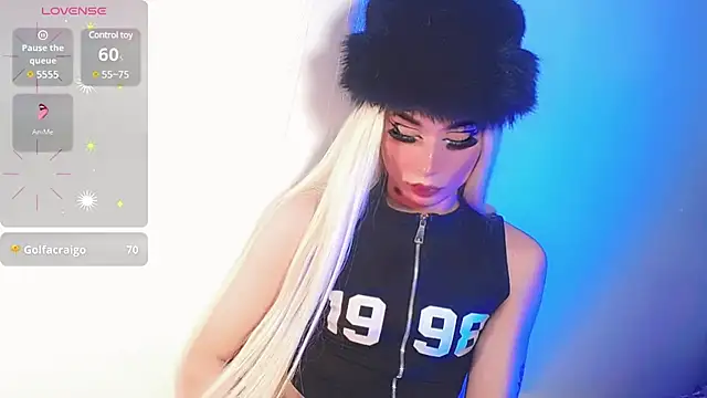 Snapshot of Irina_milkmaid chatting on 03-20-25, 07:25 Irina milkmaid online show from 03-20-25, 07:25