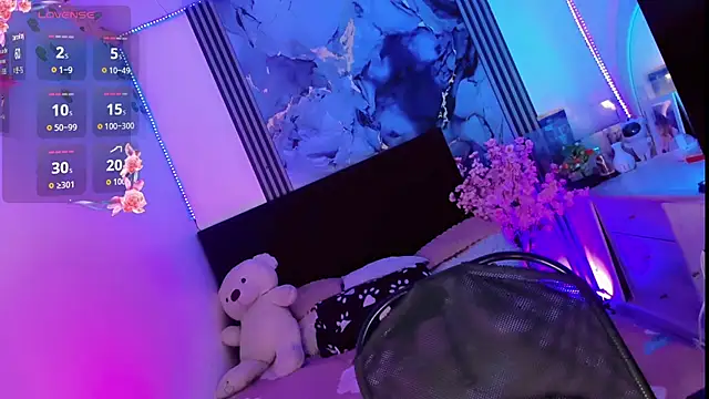 Snapshot of Irina_milkmaid chatting on 10-25-25, 07:19 Irina milkmaid online show from 10-25-25, 07:19