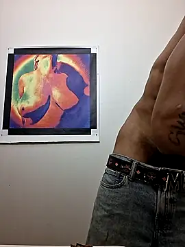 Snapshot of Locdawgg11 chatting on 09-15-25, 02:06 Locdawgg11 online show from 09-15-25, 02:06