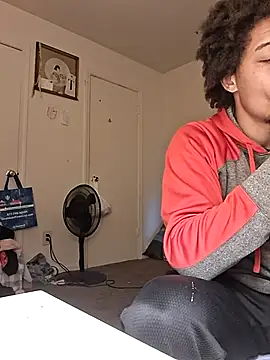 Snapshot of Locdawgg11 chatting on 11-11-25, 06:19 Locdawgg11 online show from 11-11-25, 06:19