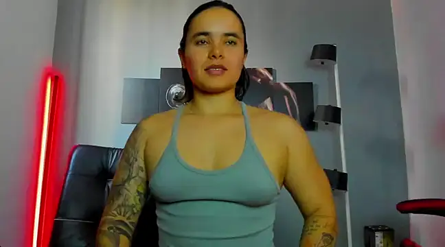 karlyjons12 online show from 02-20-25, 02:13