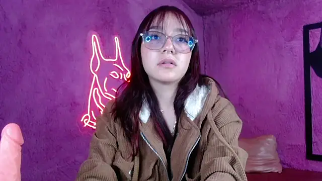 Snapshot of Sunshinegirl__ chatting on 02-11-25, 10:39 Sunshinegirl online show from 02-11-25, 10:39