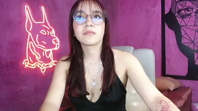 Snapshot of Sunshinegirl__ chatting on 03-11-25, 10:42 Sunshinegirl online show from 03-11-25, 10:42