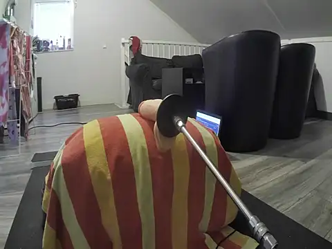 YourLoveBoyKevin online show from 02-27-26, 03:45