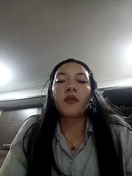 CuteHarper online show from 03-15-25, 04:24