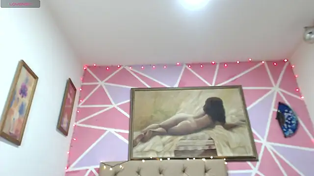 Snapshot of Dolldirtyxxx chatting on 03-20-25, 05:24 Dolldirtyxxx online show from 03-20-25, 05:24