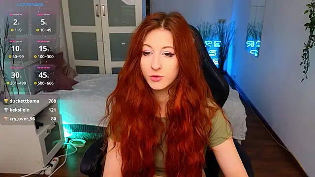 Snapshot of Katy_diamond_ chatting on 02-27-25, 08:28 Katy diamond online show from 02-27-25, 08:28