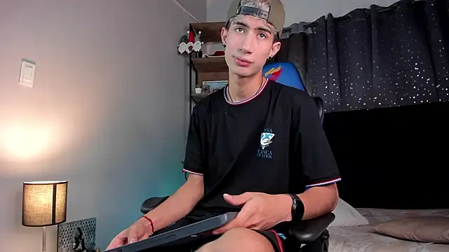 NovaaWheler online show from 01-15-26, 12:21