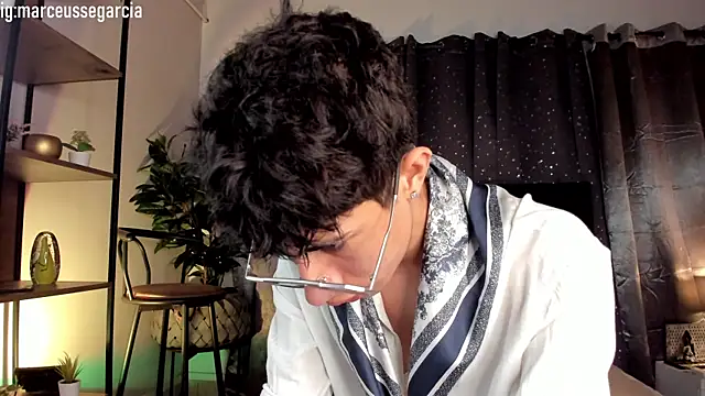 NovaaWheler online show from 03-26-26, 11:49