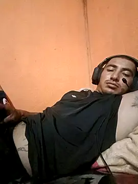 Snapshot of juqnjopach chatting on 04-15-26, 09:05 juqnjopach online show from 04-15-26, 09:05