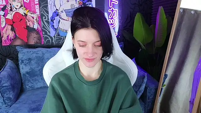 Snapshot of roxy_riot_ chatting on 02-20-25, 04:28 roxy riot online show from 02-20-25, 04:28