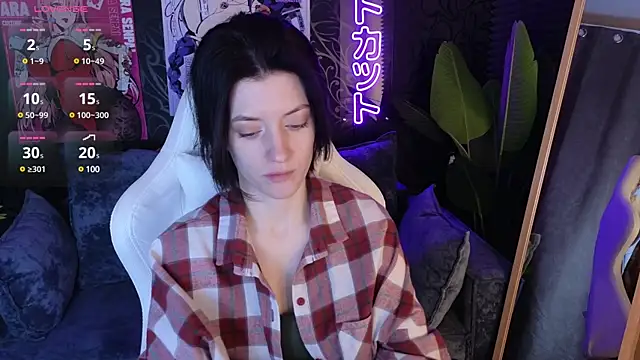 Snapshot of roxy_riot_ chatting on 02-21-25, 01:22 roxy riot online show from 02-21-25, 01:22