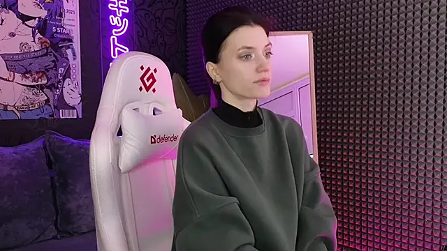 Snapshot of roxy_riot_ chatting on 02-22-25, 01:22 roxy riot online show from 02-22-25, 01:22